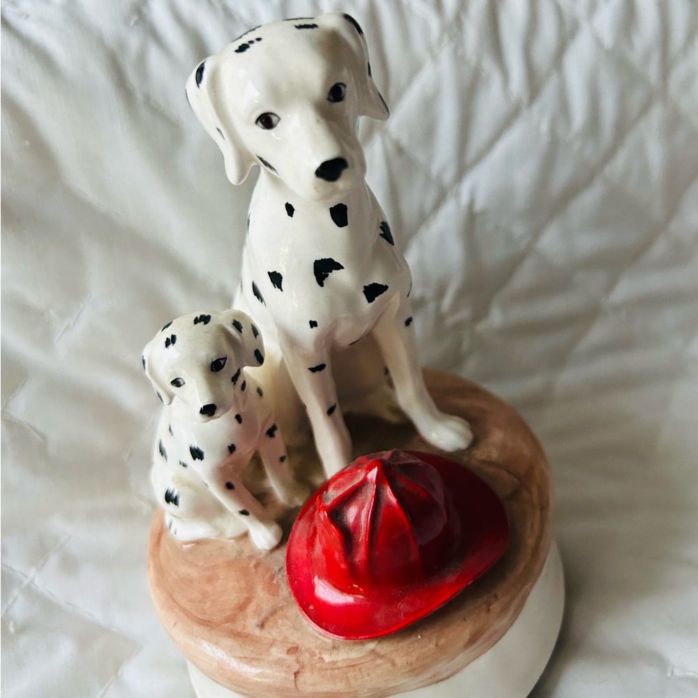 Dalmation music box friend song